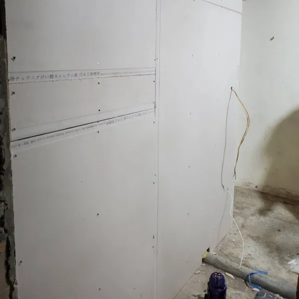 你家隔間真的安全嗎？揭密輕隔間「防火建材」挑選術，守護家人從這1刻開始！