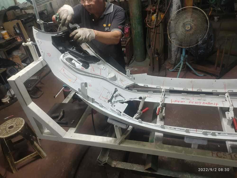 汽車保桿組立治具